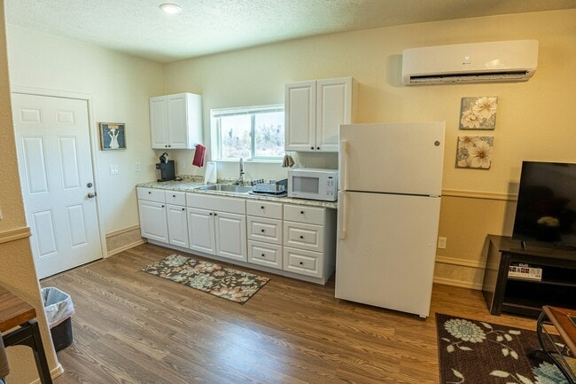 Building Photo - 27102 E Lucia Dr