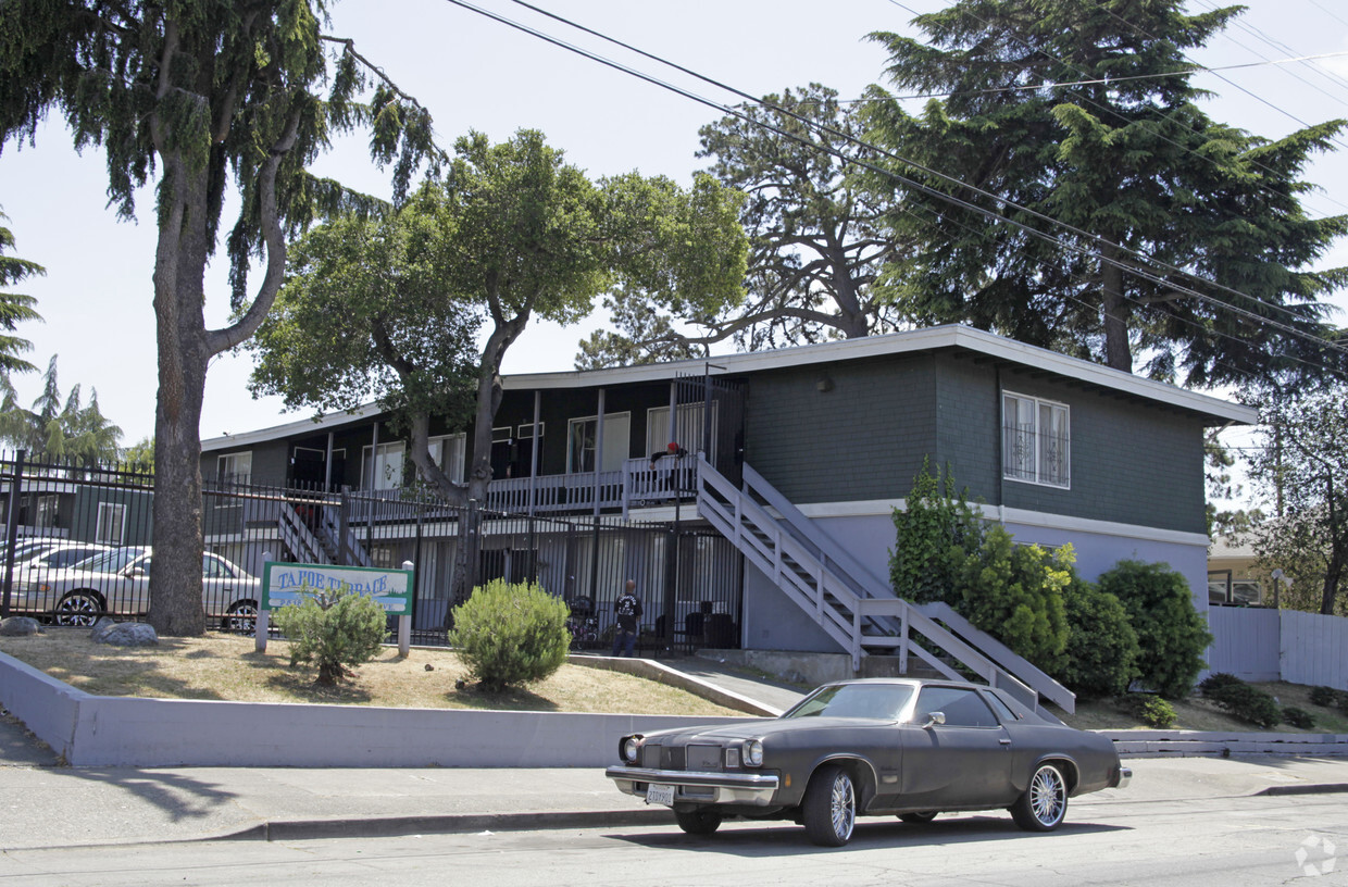 Primary Photo - Tahoe Terrace Apartments