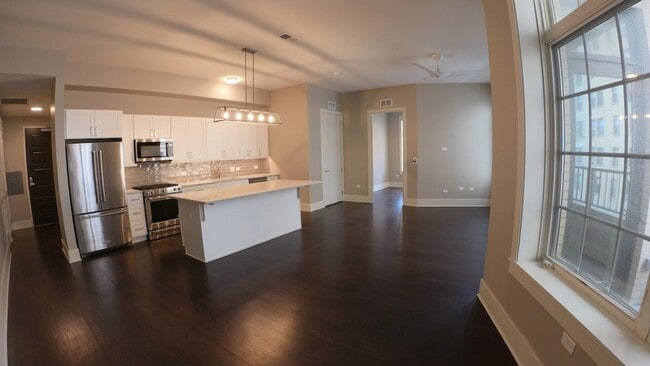 Foto del edificio - 2050 N Clark St