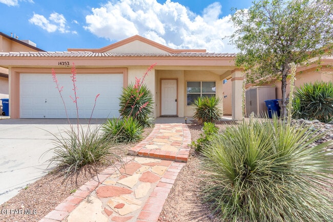 Building Photo - 14252 Spanish Point Dr
