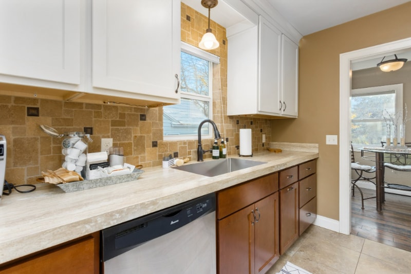 Primary Photo - 1143 N 24th St