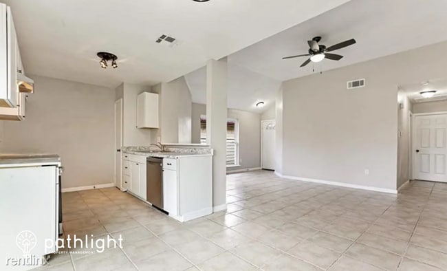 Building Photo - 3 br, 2 bath House - 2024 Fernando Court UNIT
