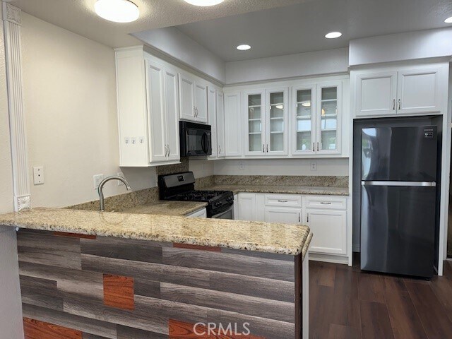 Foto del edificio - 28505 Klondike Dr