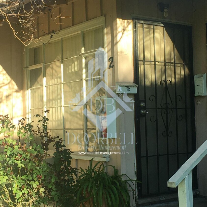 Foto principal - 241 Alpine St