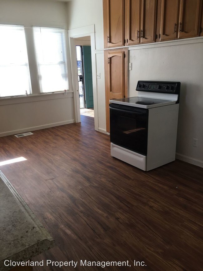 Foto del edificio - 3 br, 2 bath House - 5024 Rohde Rd