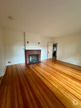 Building Photo - 76 Elm St