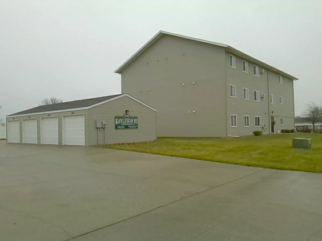 Primary Photo - 3740 7th St S