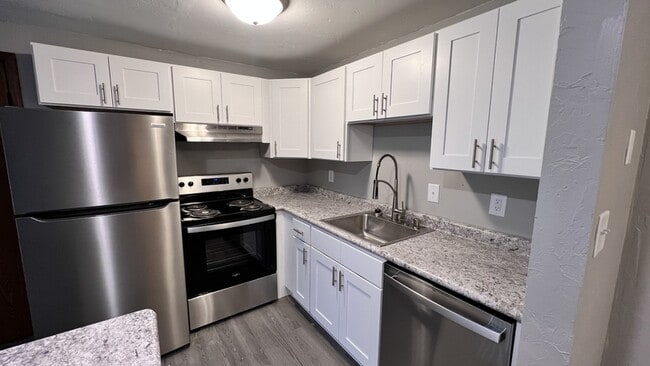 Foto del edificio - 2732 Humboldt Rd