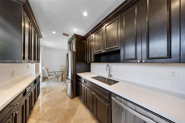 Foto del edificio - 7528 Buccaneer Ave