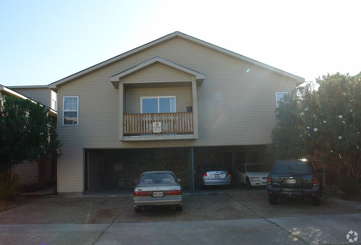 Primary Photo - 2233 Pasadena Ave