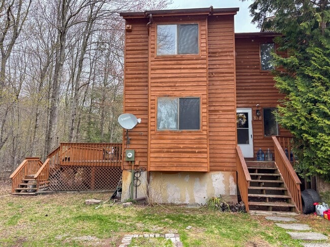 Building Photo - 12 Edelweiss Dr