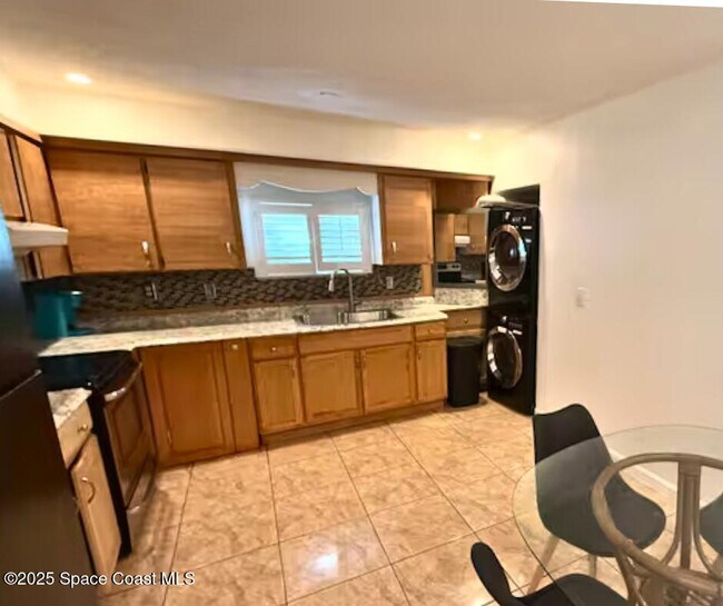 Foto del edificio - 1526 Magnolia St NE