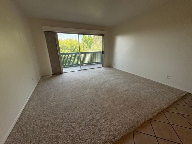 Foto del edificio - 424 N Bellflower Blvd