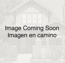 Building Photo - Ona