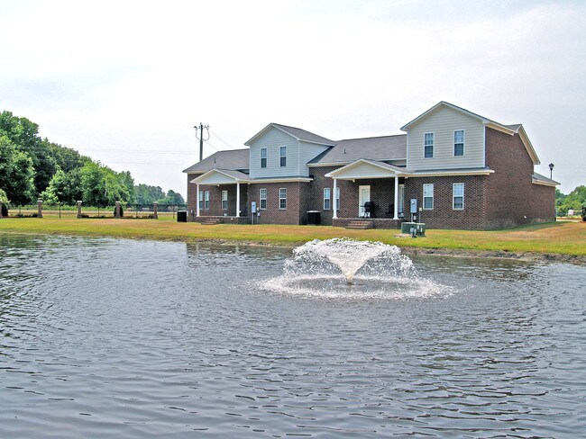 Foto del edificio - Brookwood Downes Town Homes and North Landing