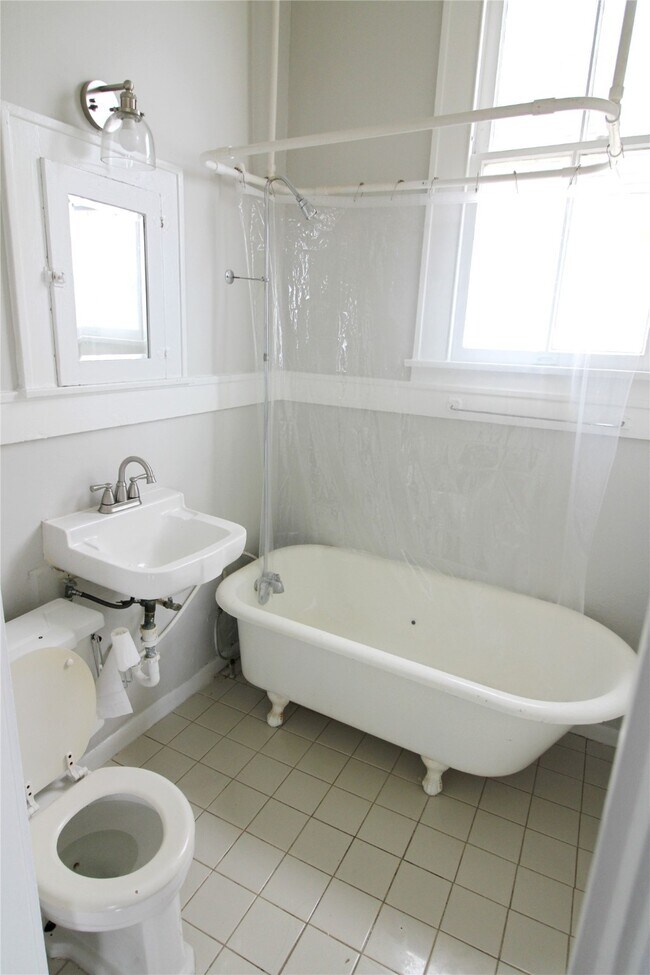 Foto del edificio - 1902 Church St