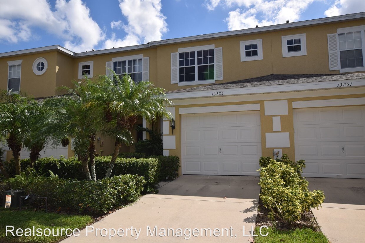 Primary Photo - 13225 Daniels Landing Cir