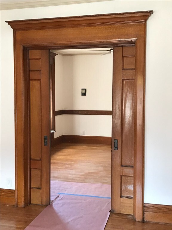 Foto del edificio - 1036 Monroe Ave