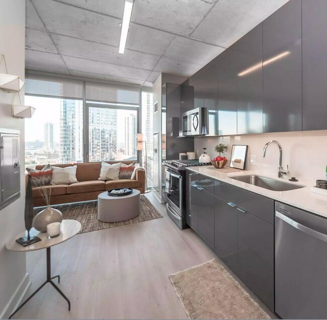 Foto del edificio - 445 N Franklin St