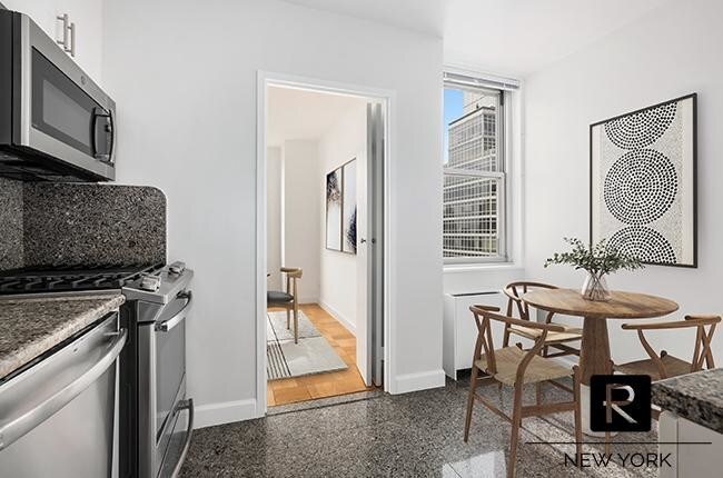 Building Photo - 300 East 56th Street