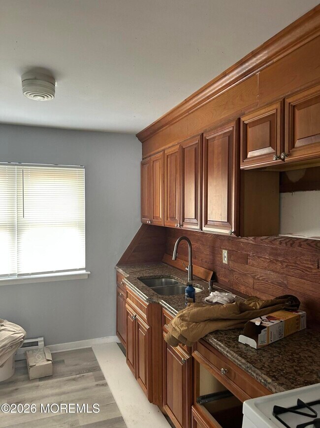 Foto del edificio - 258 Bath Ave