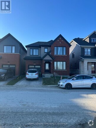 Building Photo - 394 Peninsula Rd
