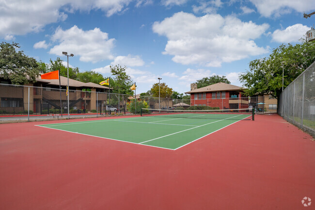 Tennis Court - The Granite at Tuscany Hills