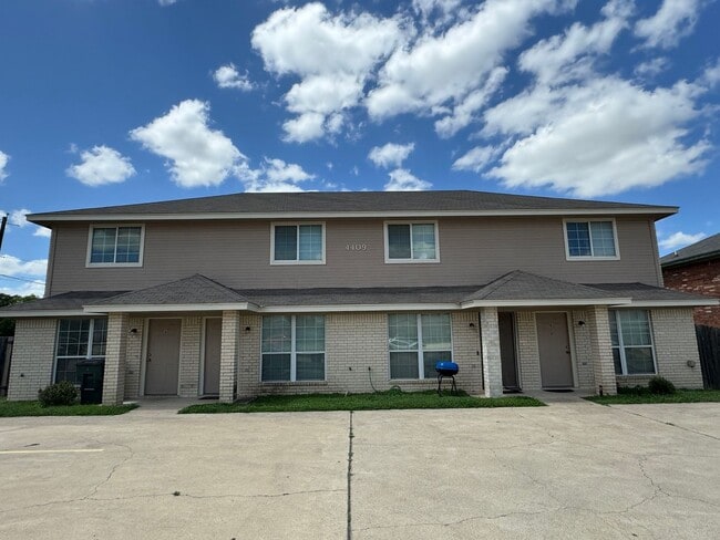 Building Photo - 4409 Mattie Dr