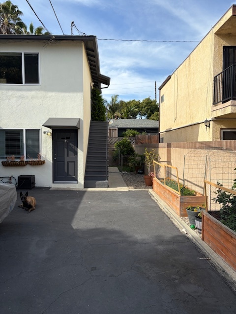 Foto del edificio - 2421 Carnegie Ln