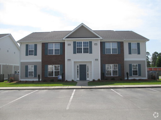 Front of Building - Christopher Downs Apartments