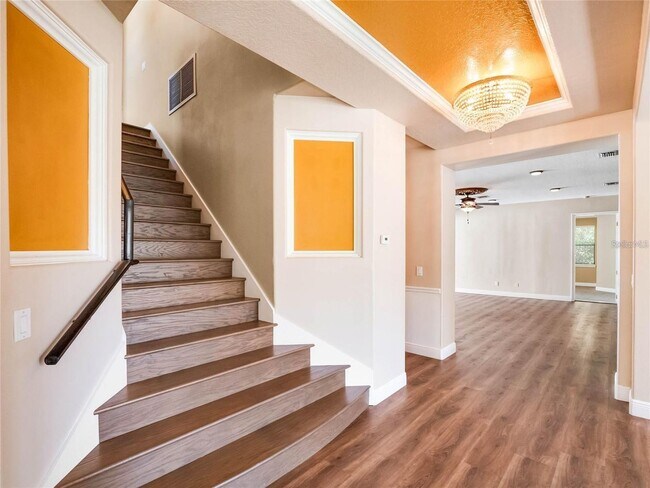 Building Photo - St Cloud Beauty