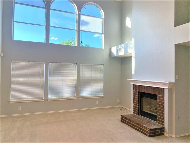 Foto del edificio - 16934 Mouse Trap Dr