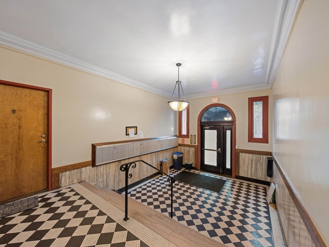 Foto del edificio - 1661 Park Rd NW