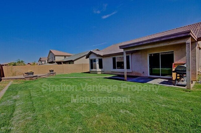 Building Photo - 16781 W Mesquite Dr