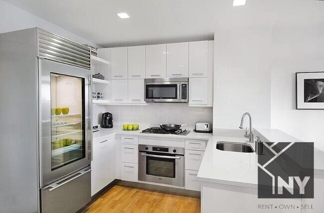 Foto del edificio - 2 bedroom in New York NY 10036