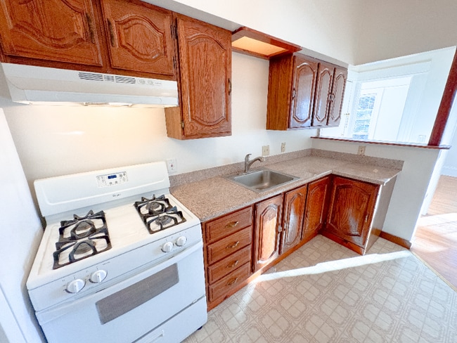 Photo - 1539 Encinal Ave Apartment