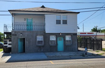 Building Photo - 4226 Downman Rd