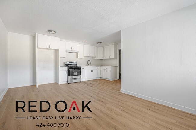 Foto del edificio - ~$300 OFF Each Month~ Outstanding One Bedr...