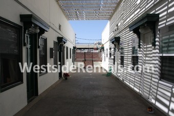 Foto principal - 302 N Broadway