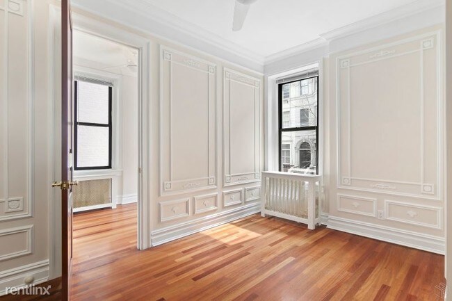 Foto del edificio - 2 br, 1 bath Apartment - 73 W 82nd St