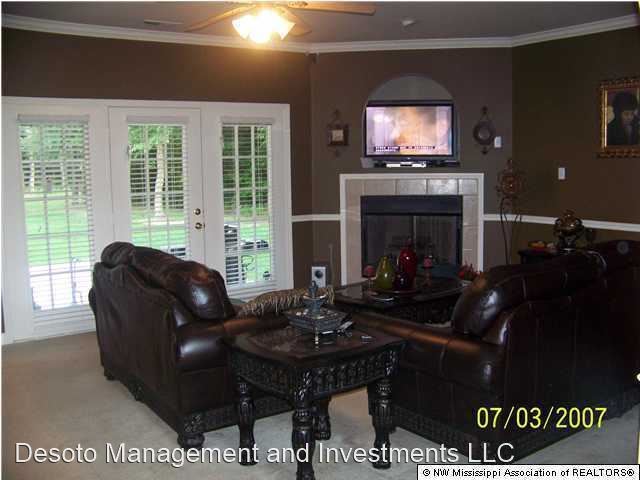 Building Photo - 5 br, 2.5 bath House - 8855 Youngblood