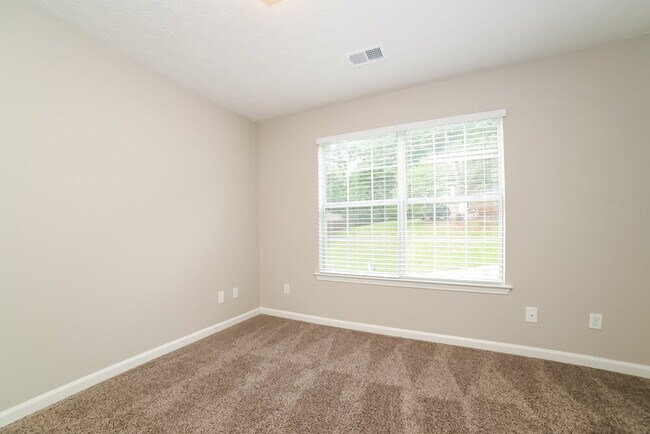 Foto del edificio - 6937 Fairway Trail