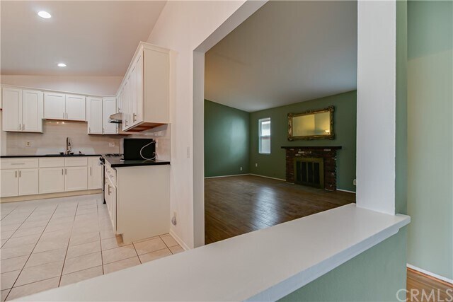 Foto del edificio - 1509 Blue Haven Dr