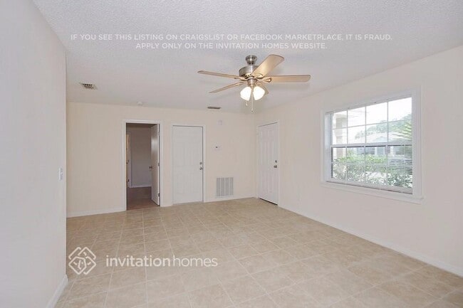 Foto del edificio - 1646 Heartwellville St NW