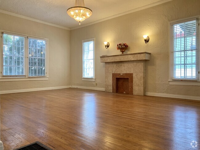 Spacious Living Room - 8818 Alcott St