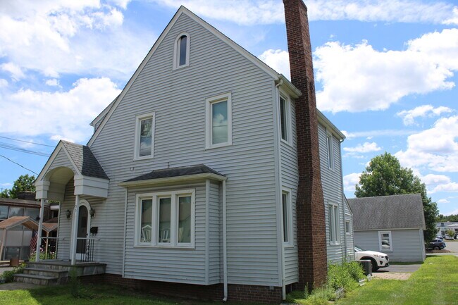 Foto del edificio - 55 E Cedar St