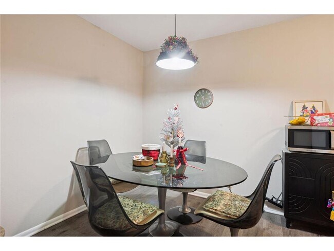 Foto del edificio - 3513 Emerson Ave S