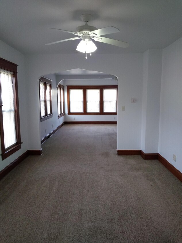 3002 French St Unit 1 First Floor, Erie, PA 16504 Apartments in Erie