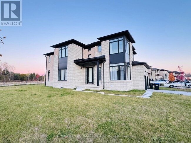 Photo du bâtiment - 1 Tran St