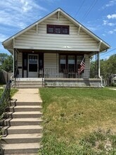 Building Photo - 1201 SW Jewell Ave